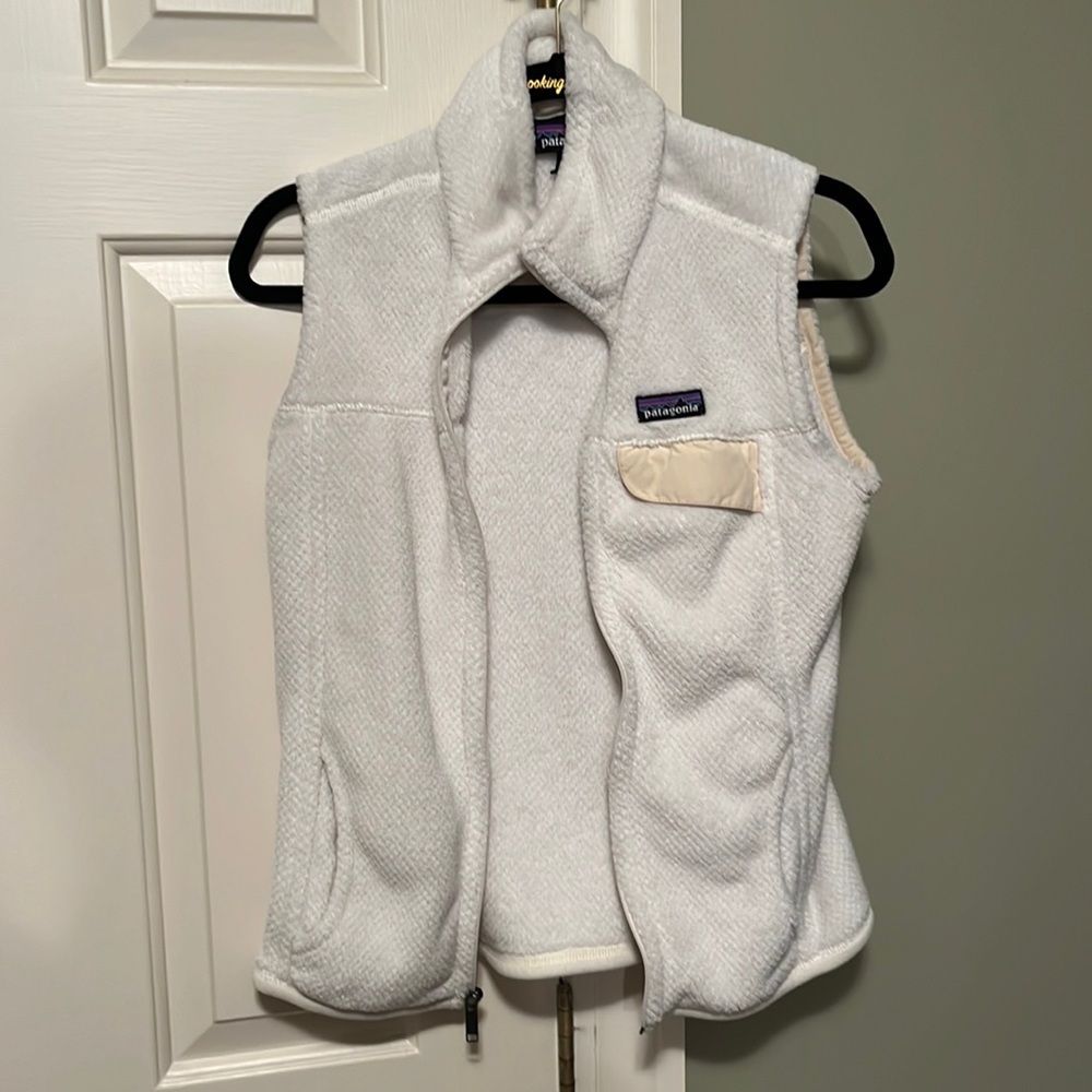 White Re-tool Patagonia Fleece Vest size medium